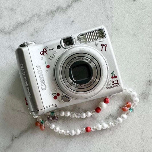 Canon Silver and Grey Cameras-and-accessories